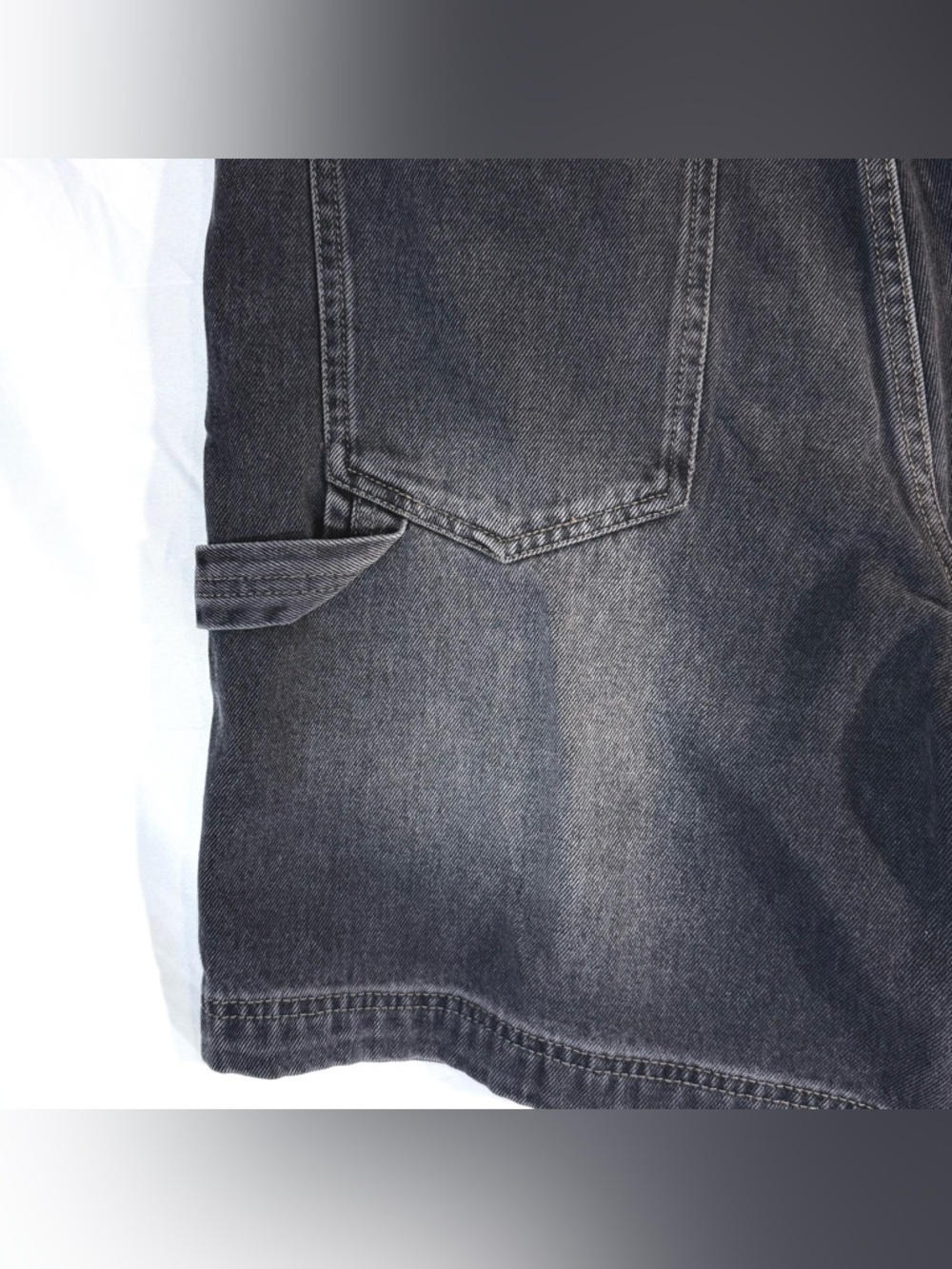 Urban Outfitters BDG Black Faded Super High Rise Denim Carpenter Shorts Size 32 - Picture 5 of 11